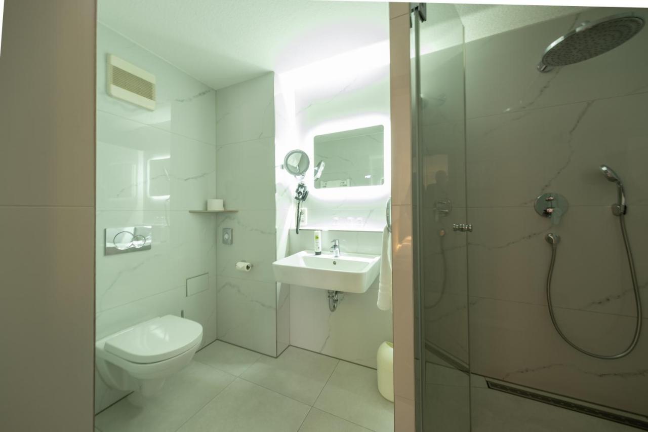 Hotel Baer Sinsheim Luaran gambar