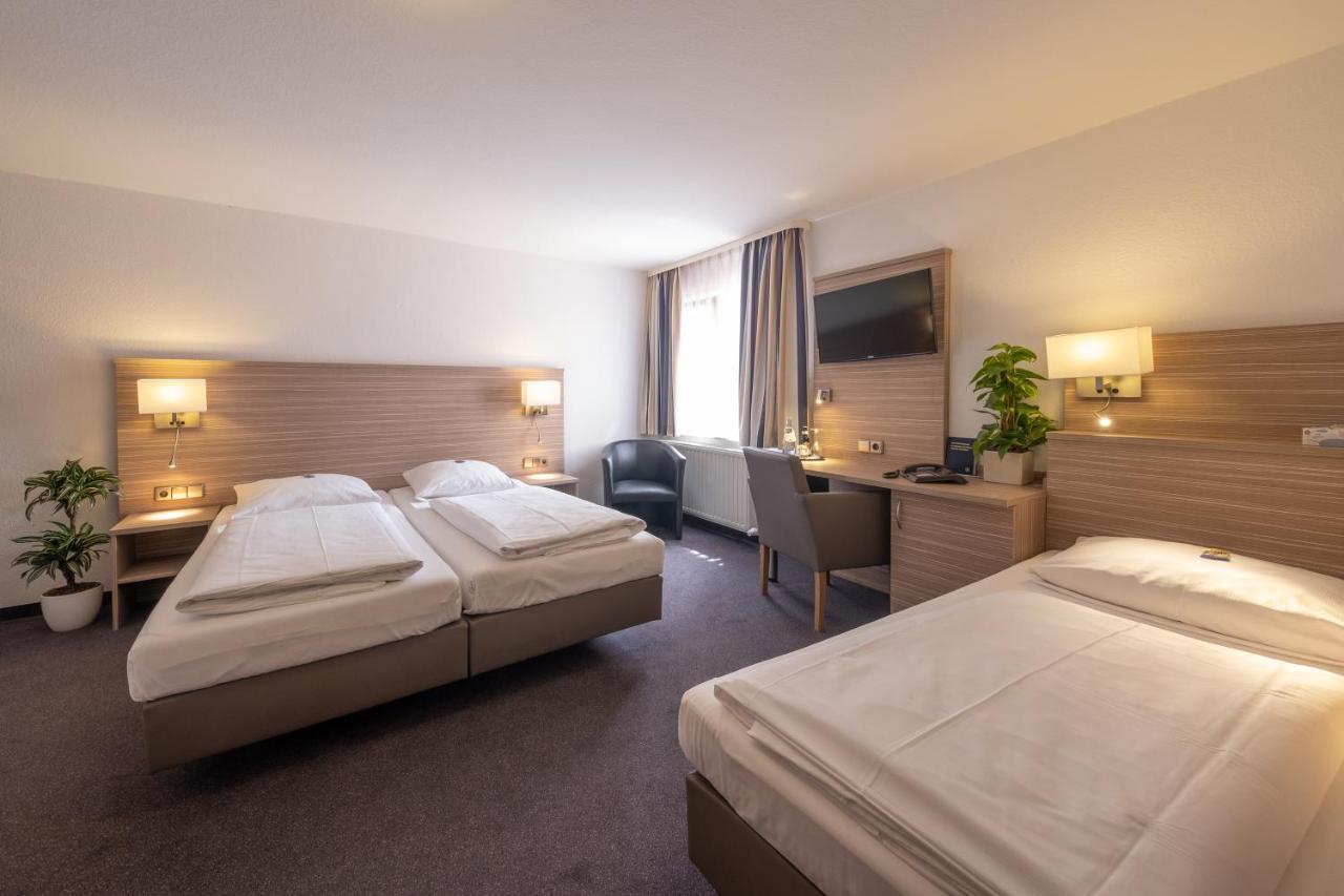 Hotel Baer Sinsheim Luaran gambar